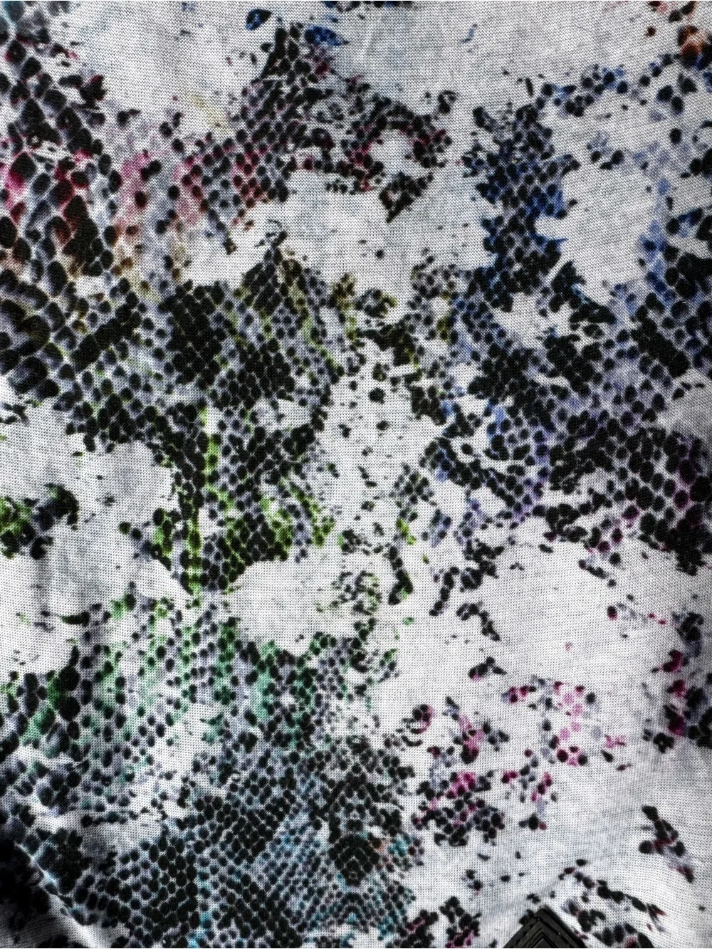 Abstract Snake-Print Gator / Neck Warmer Snowboarding Skiing